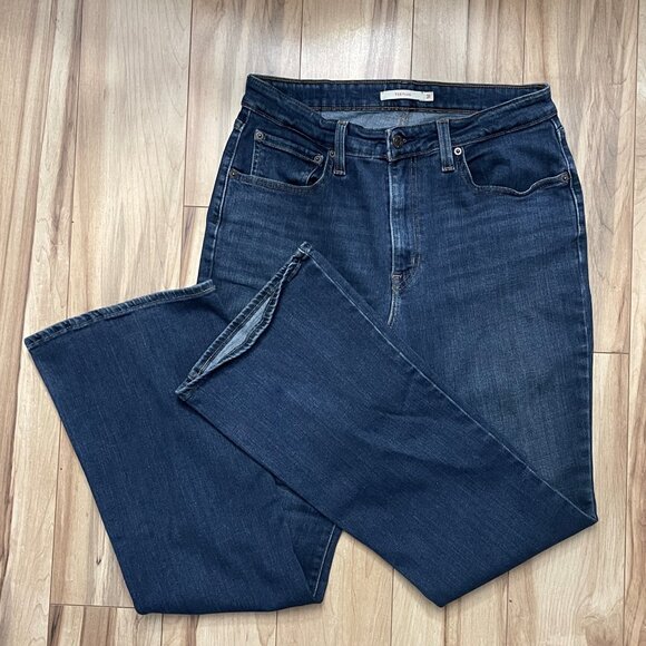 Levi's 726 High Rise Flare Women's Jeans, size 31 (12) - Picture 3 of 7